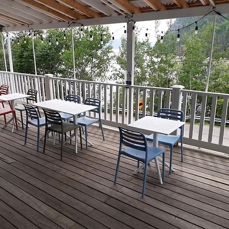 Auberge Aventure Rose Des Vents Sainte-Rose-du-Nord Εξωτερικό φωτογραφία